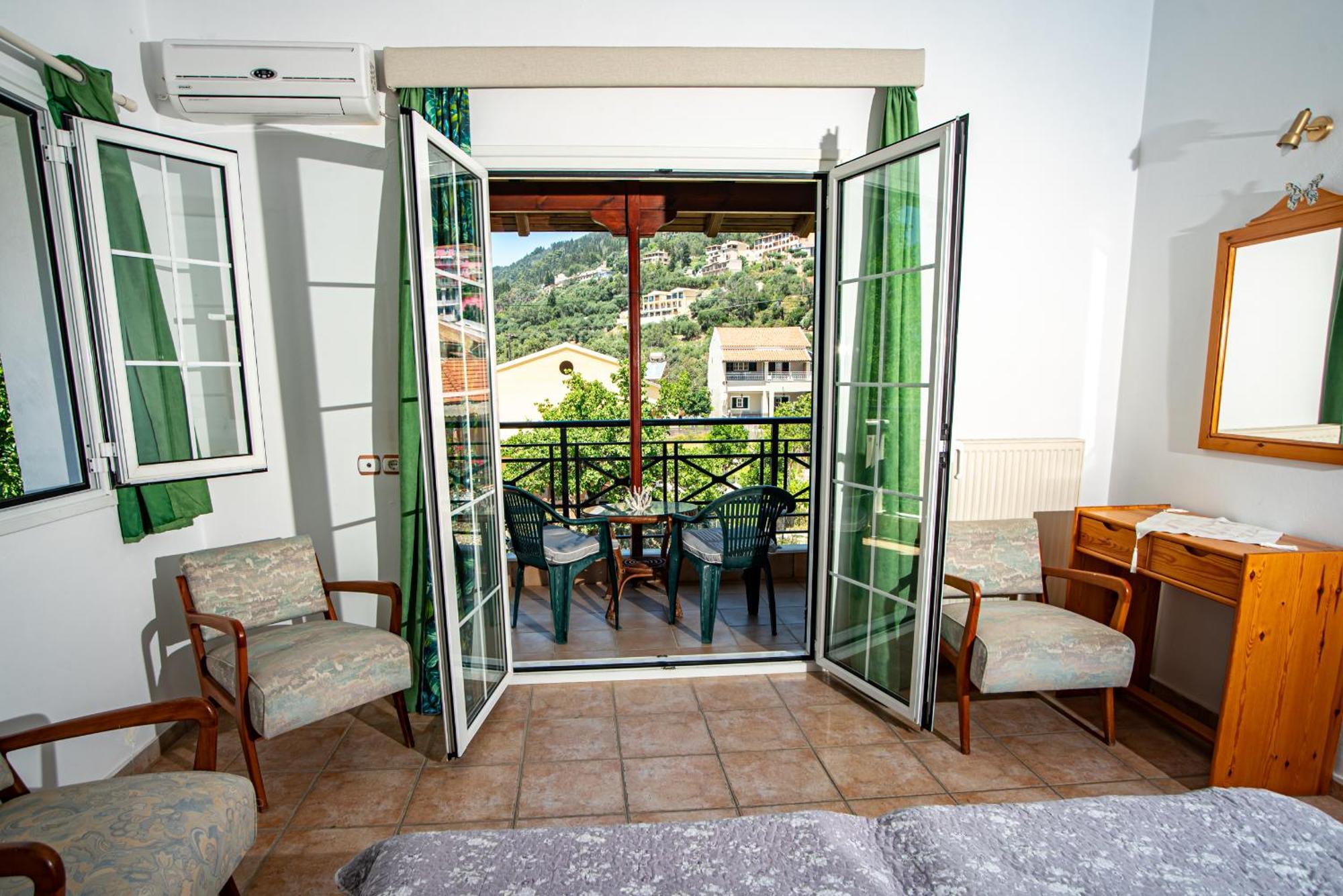 Tholeto Apartments آغيوس غوذيوس المظهر الخارجي الصورة